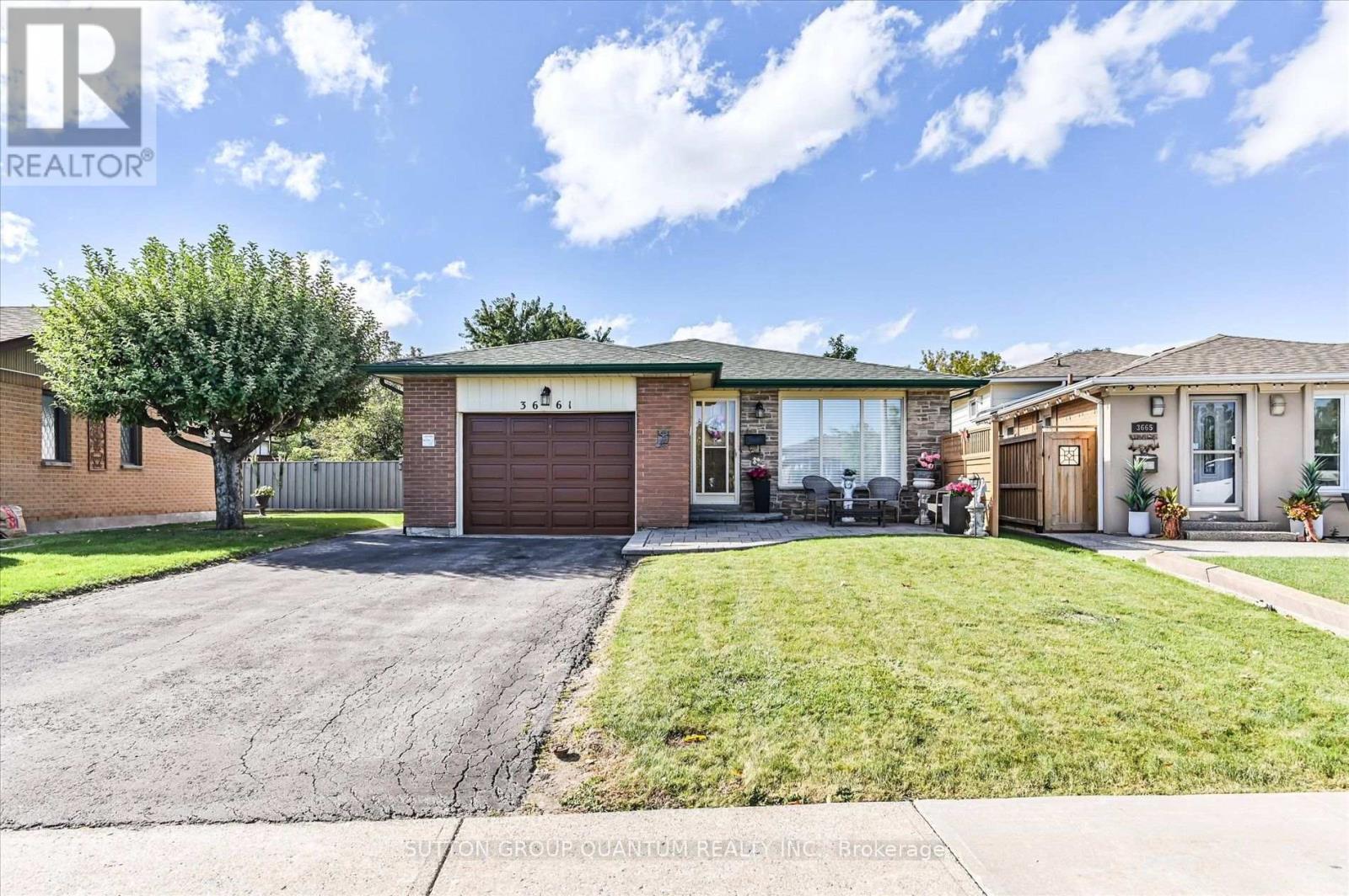 3661 KEENAN CRESCENT, Mississauga, Ontario