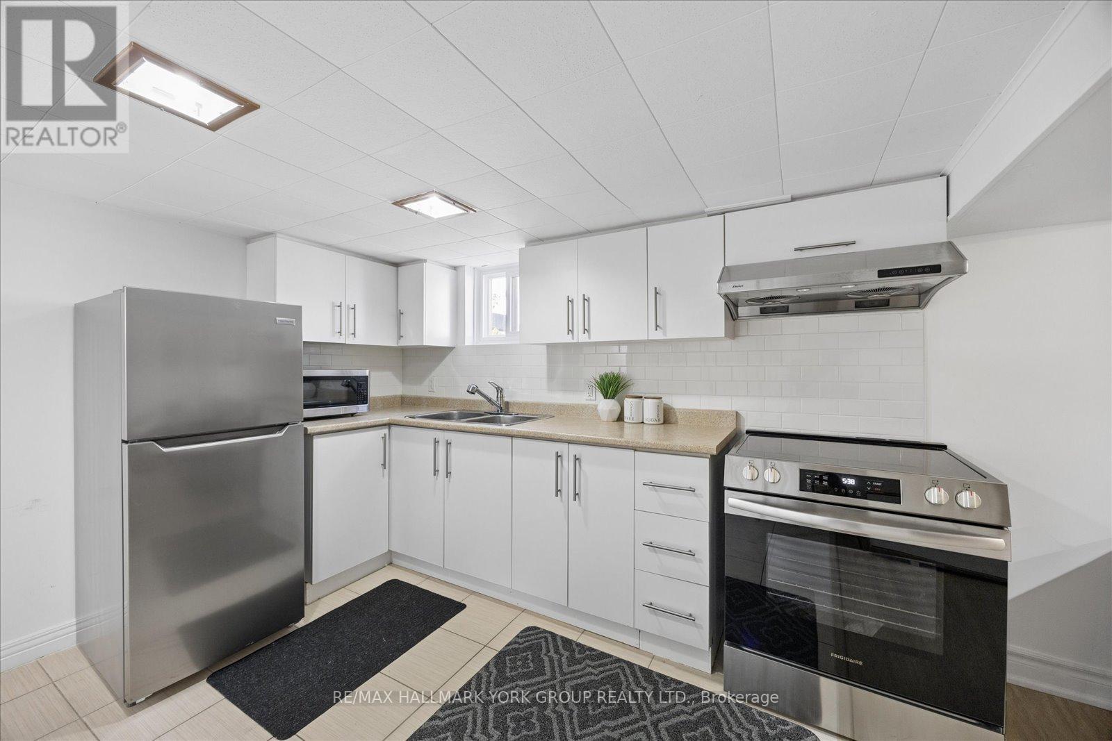 45 Seventeenth Street, Toronto, Ontario  M8V 3K2 - Photo 21 - W13835742