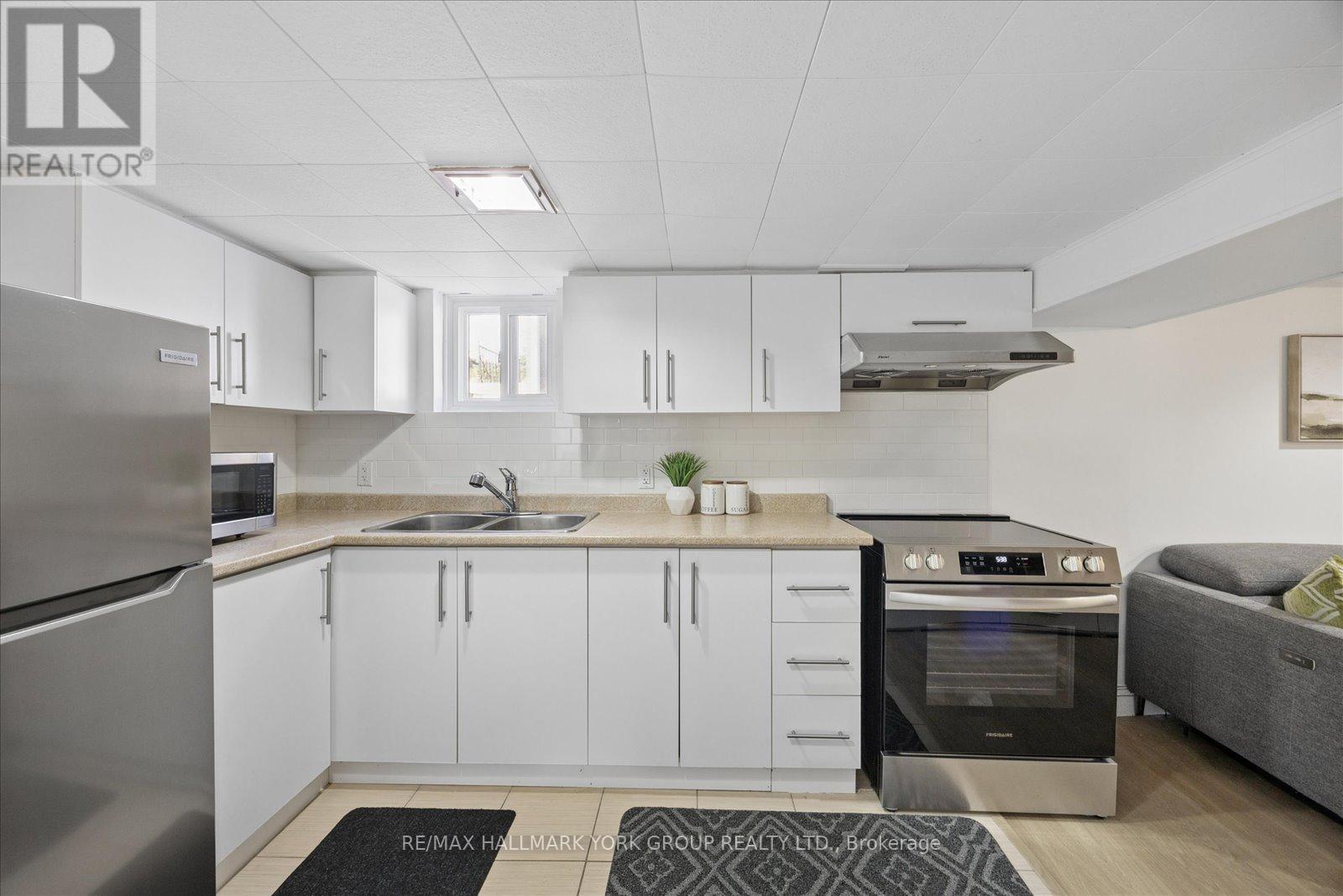 45 Seventeenth Street, Toronto, Ontario  M8V 3K2 - Photo 22 - W13835742