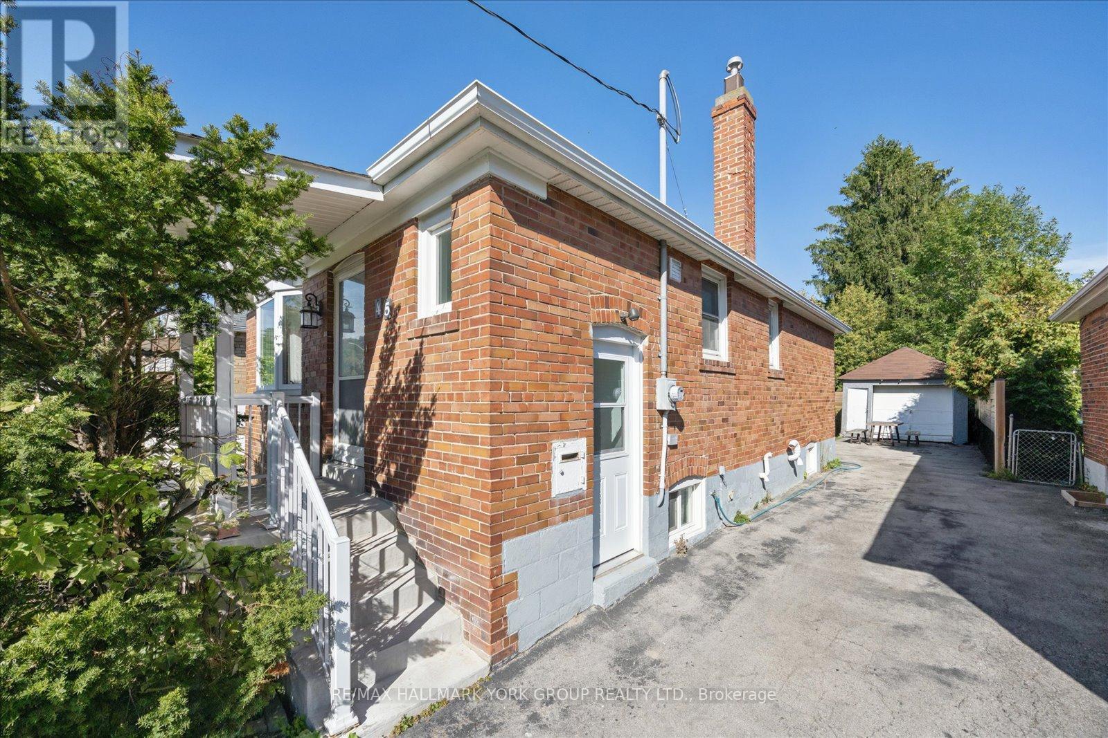 45 Seventeenth Street, Toronto, Ontario  M8V 3K2 - Photo 3 - W13835742