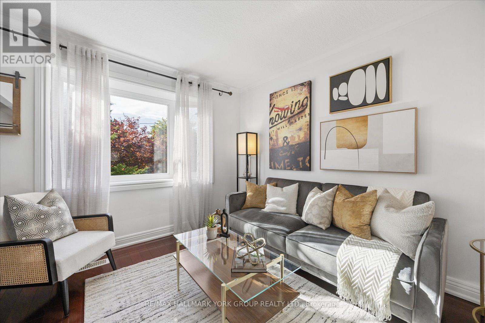 45 Seventeenth Street, Toronto, Ontario  M8V 3K2 - Photo 4 - W13835742