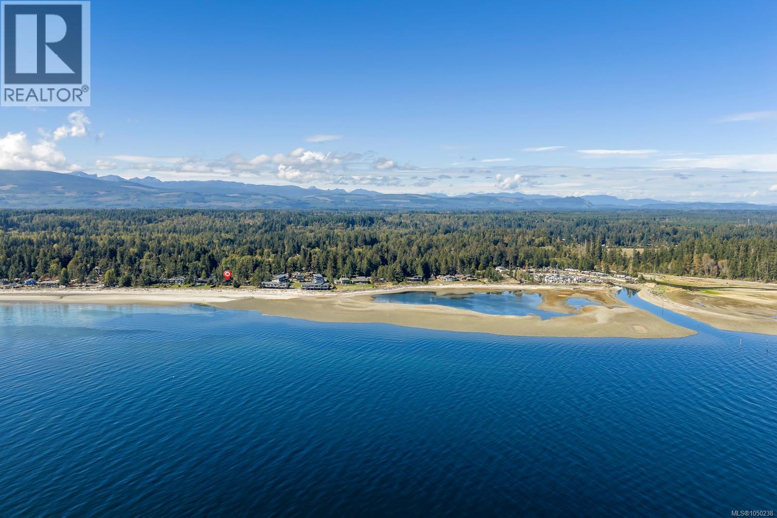 8998 CLARKSON Ave, Black Creek, British Columbia