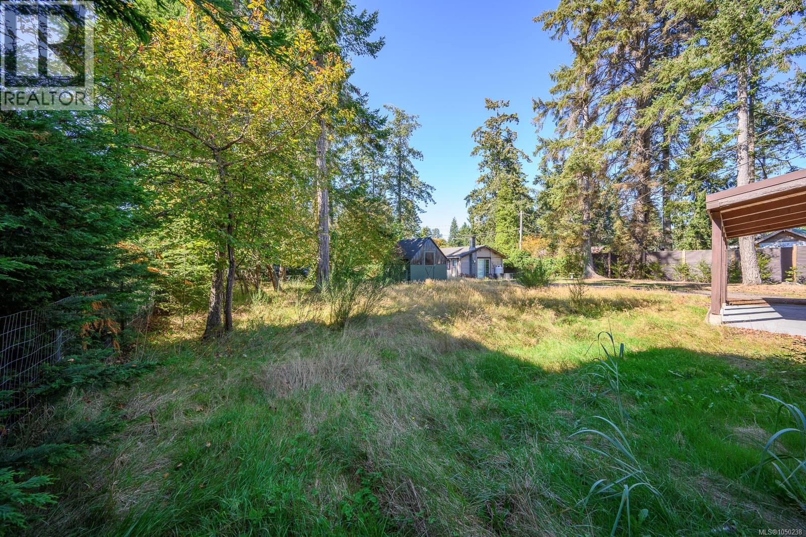 8998 Clarkson Ave, Black Creek, British Columbia  V9J 1B2 - Photo 21 - 1050238