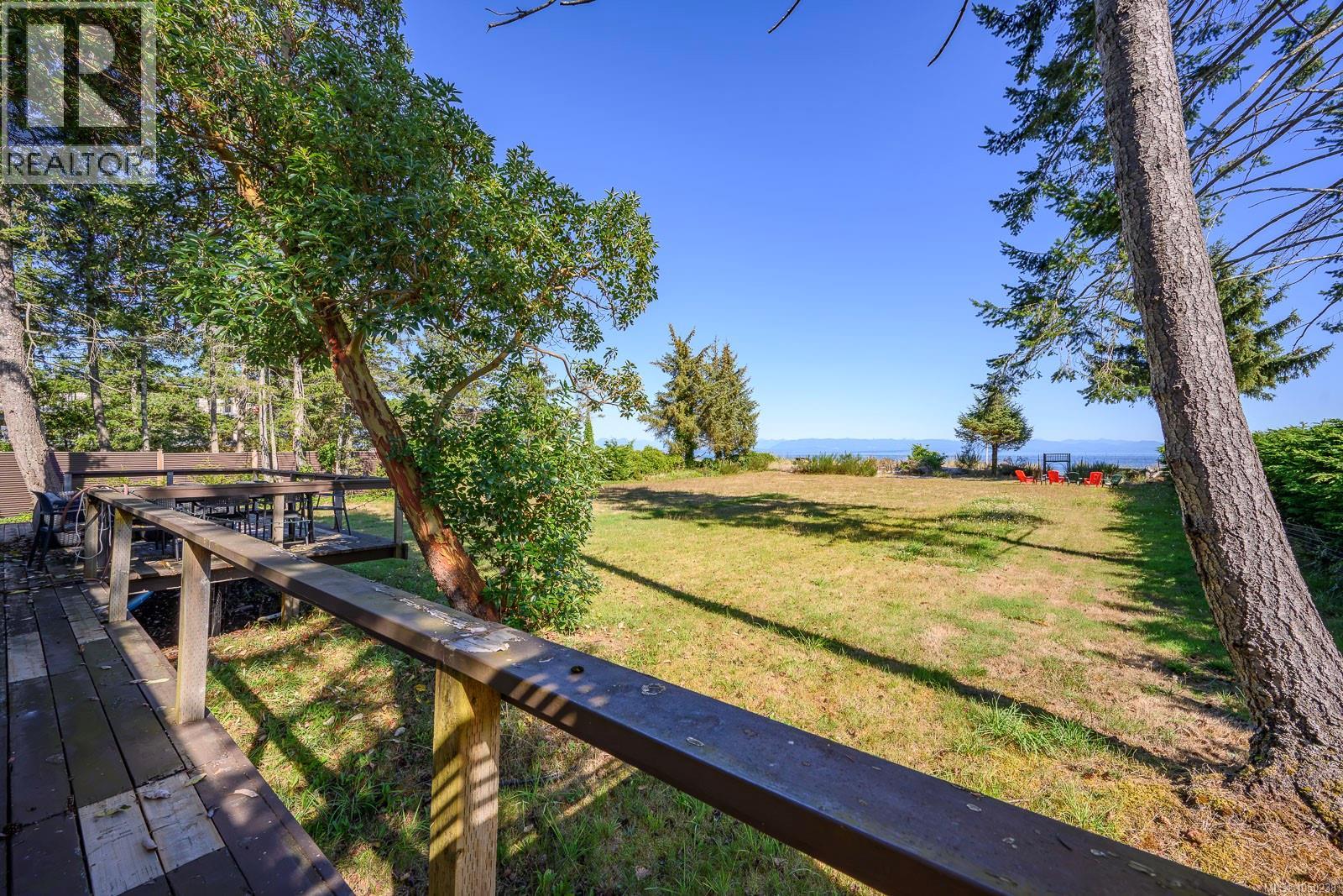 8998 Clarkson Ave, Black Creek, British Columbia  V9J 1B2 - Photo 25 - 1050238