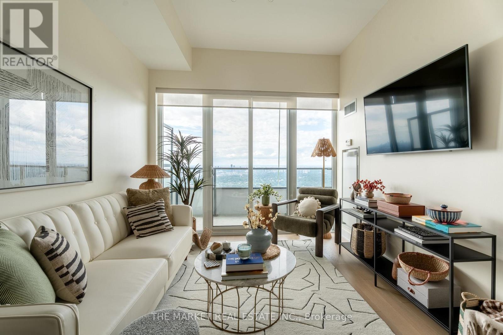 6201 - 30 Shore Breeze Drive, Toronto, Ontario  M8V 0J1 - Photo 2 - W13769002