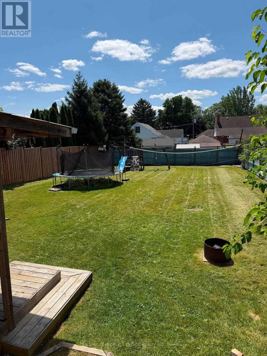 6510 Barker Street, Niagara Falls, Ontario  L2G 1Y7 - Photo 14 - X13835662