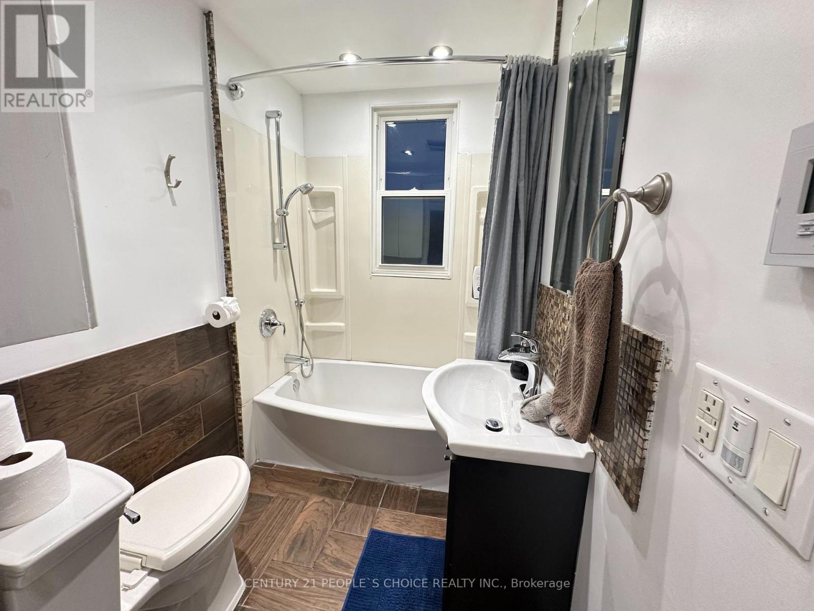 6510 Barker Street, Niagara Falls, Ontario  L2G 1Y7 - Photo 9 - X13835662