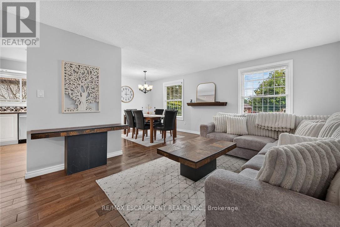 10 Krafty Court, Hamilton, Ontario  L9C 6R7 - Photo 17 - X13835738