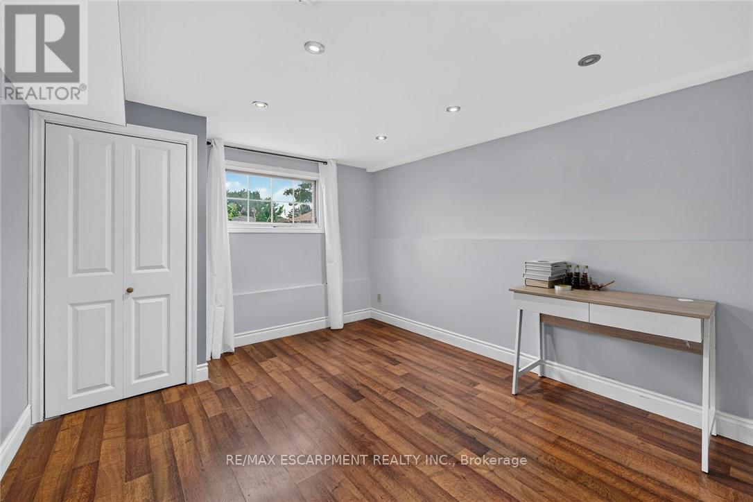 10 Krafty Court, Hamilton, Ontario  L9C 6R7 - Photo 39 - X13835738
