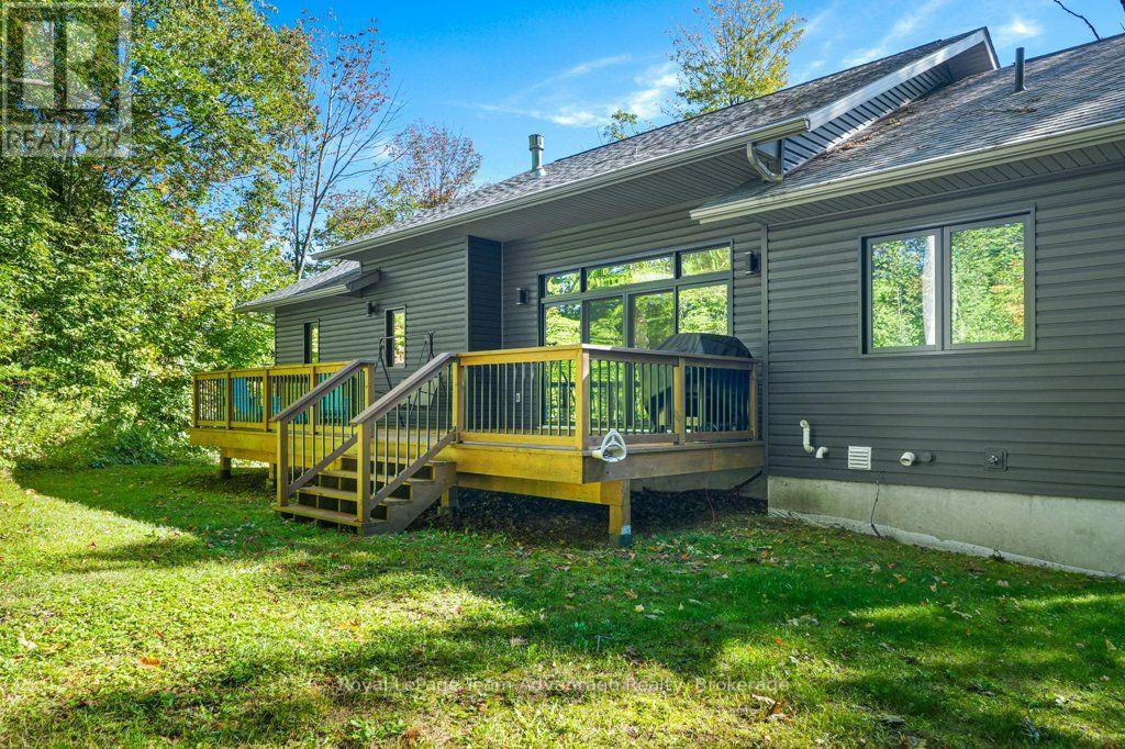 120 William Street, Parry Sound, Ontario  P2A 1V8 - Photo 4 - X13820920