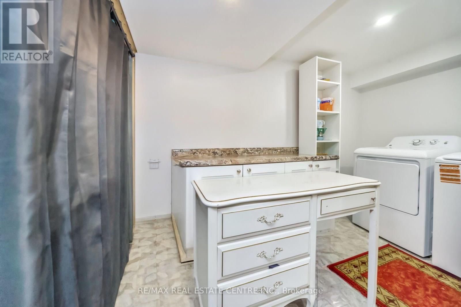 59 Craigleigh Crescent, Brampton, Ontario  L6T 2E3 - Photo 16 - W13787356