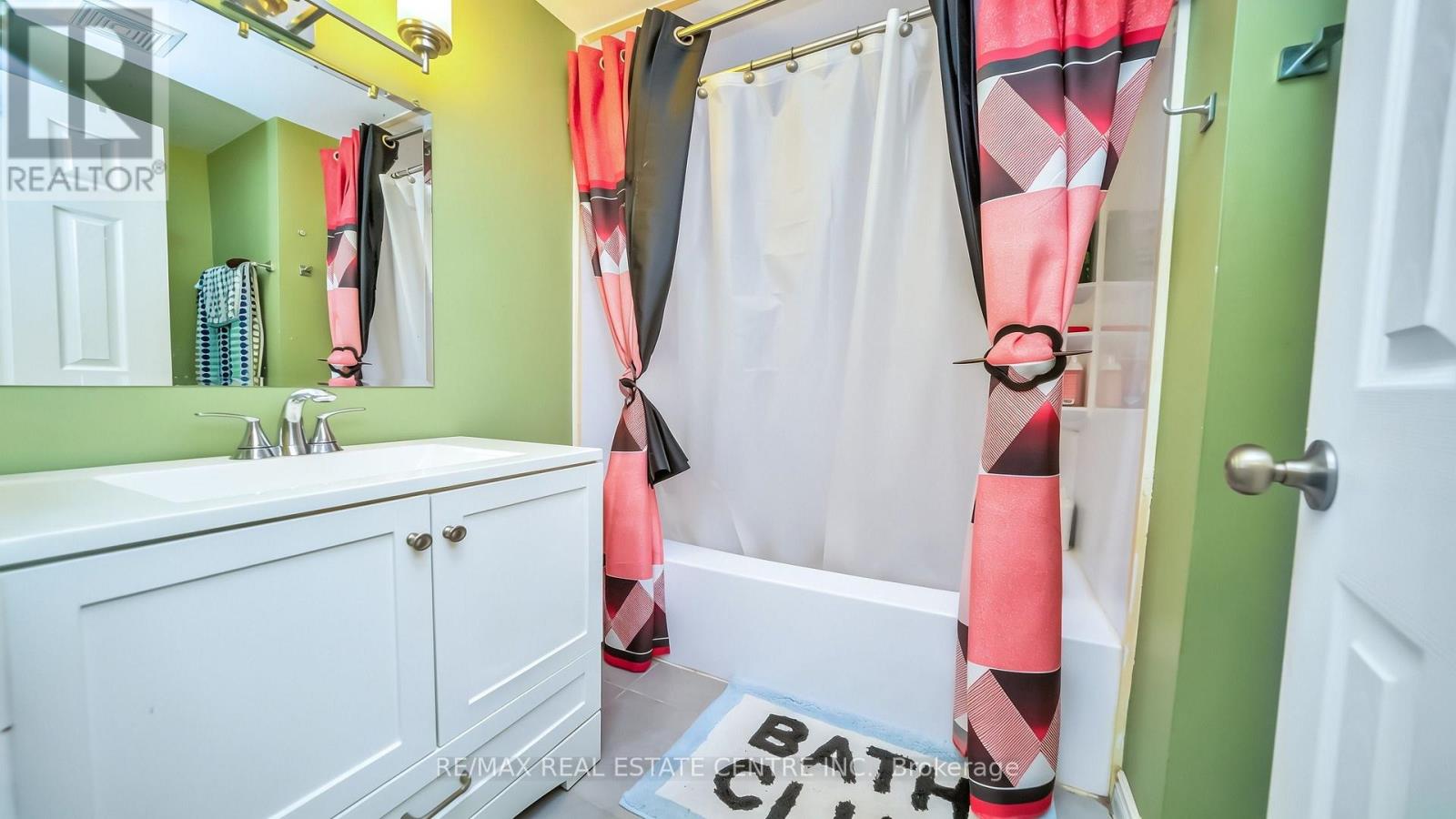 59 Craigleigh Crescent, Brampton, Ontario  L6T 2E3 - Photo 14 - W13787356