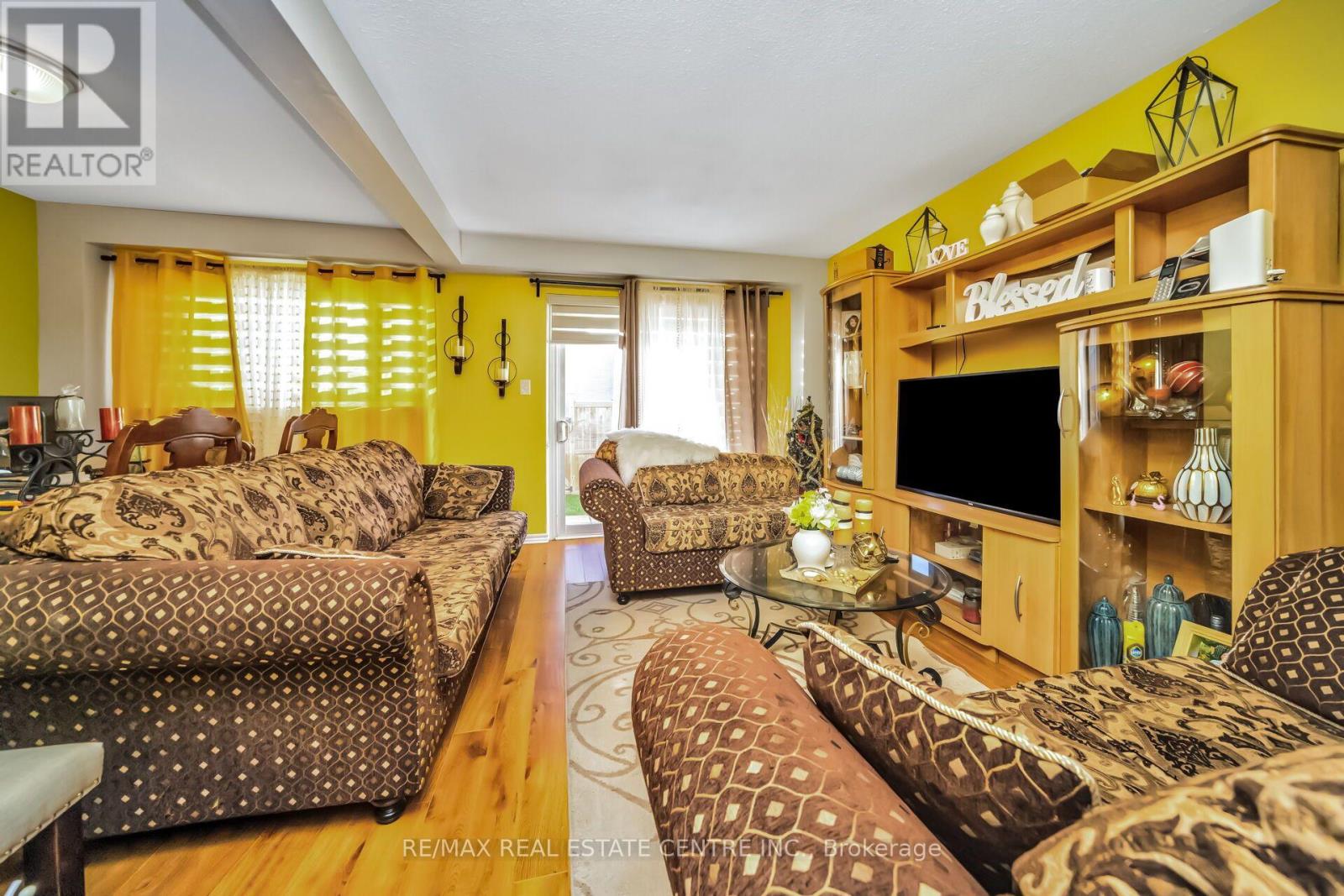 59 Craigleigh Crescent, Brampton, Ontario  L6T 2E3 - Photo 8 - W13787356