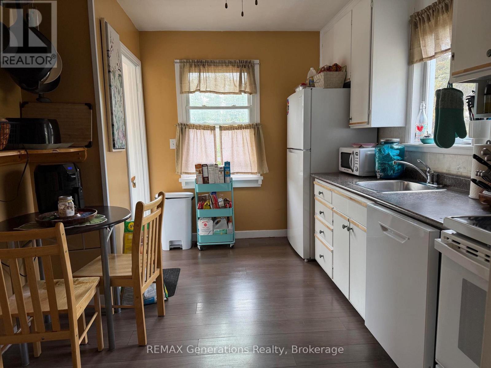 15 Princess Avenue, Terrace Bay, Ontario  P0T 2W0 - Photo 10 - X13608034