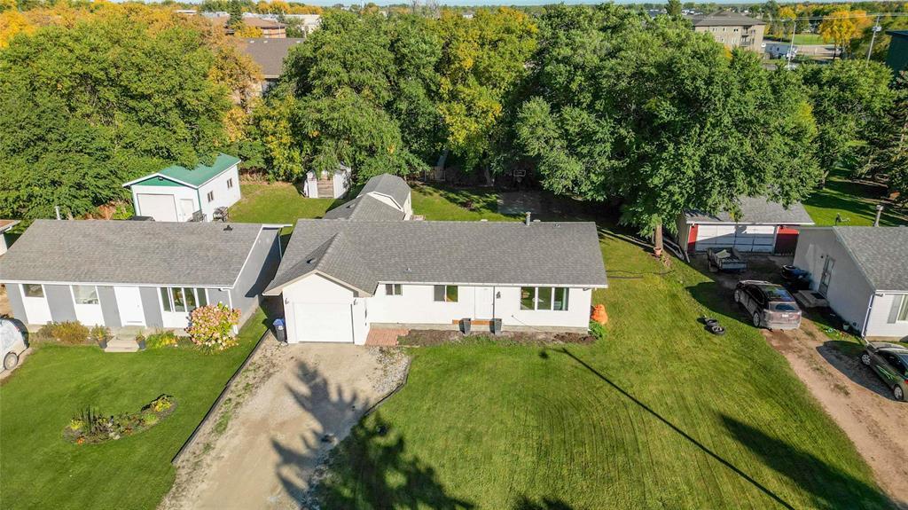 230 Lilac Bay, Steinbach, Manitoba  R5G 2C9 - Photo 22 - 202624340