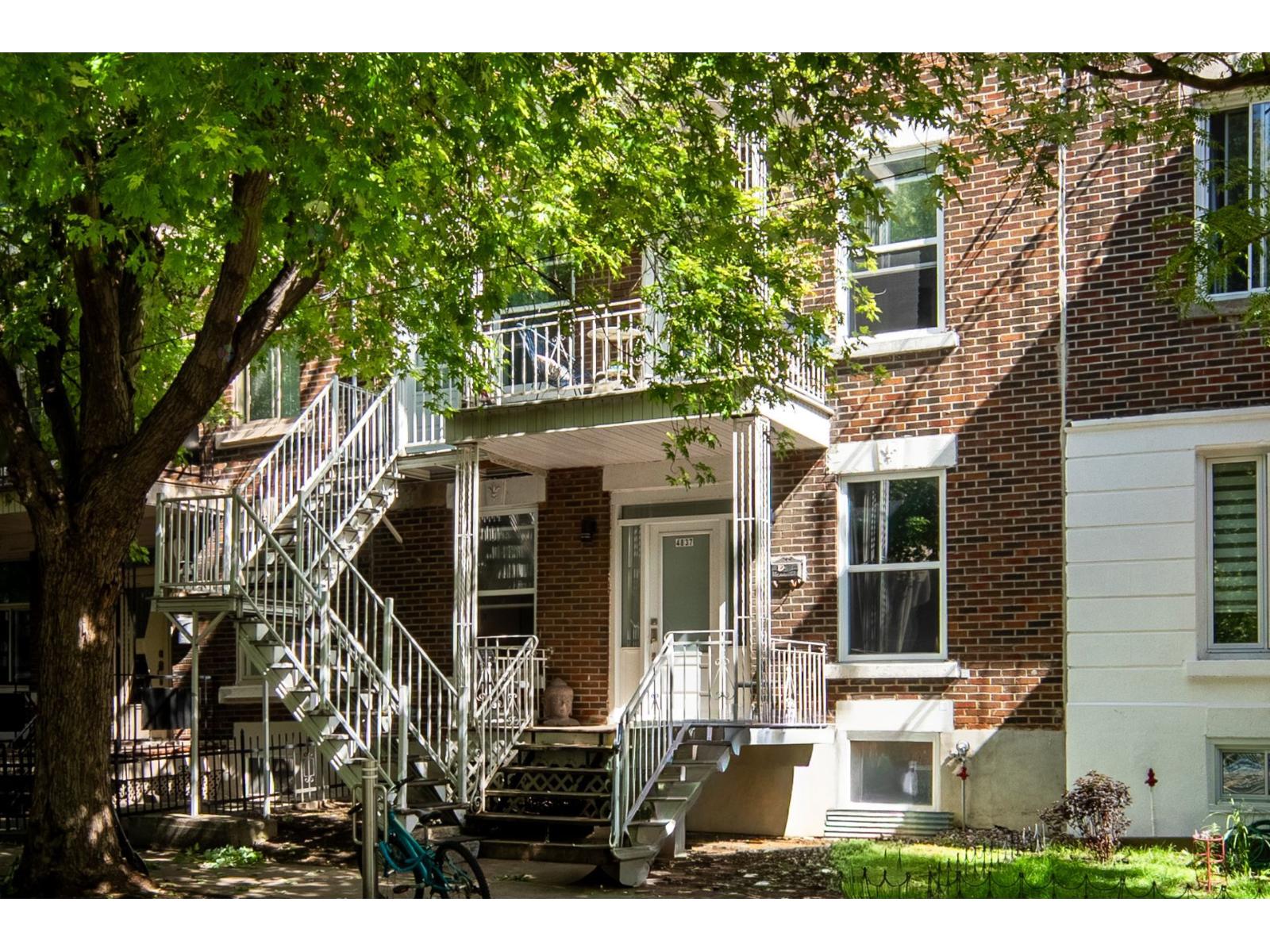4837-4841 Av. des Érables Montréal (Le Plateau-Mont-Royal) Quebec Canada H2H2E8 2