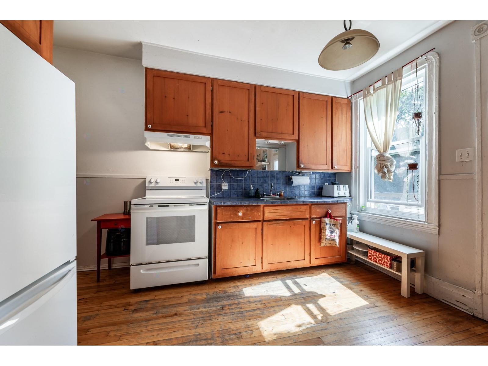 2168-2172 Rue Darling Montréal (Mercier/Hochelaga-Maisonneuve) Quebec Canada H1W2W8 5