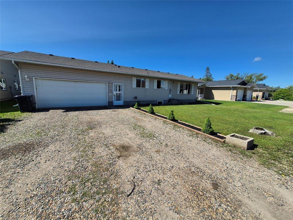 32 1st Avenue SW, Minnedosa, Manitoba  R0J 1E0 - Photo 1 - 202624343