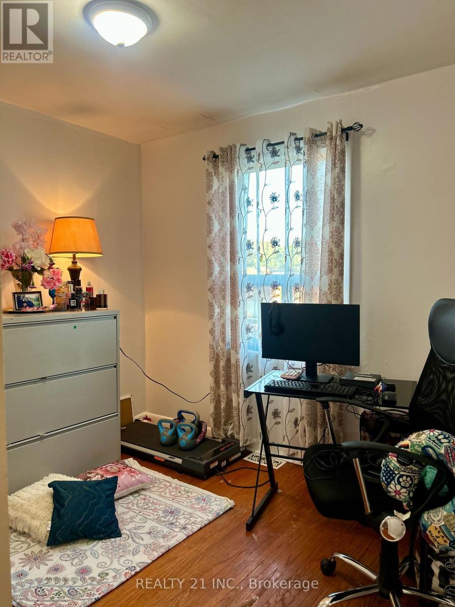 176 Linden Avenue, Toronto, Ontario  M1K 3H8 - Photo 16 - E13831302