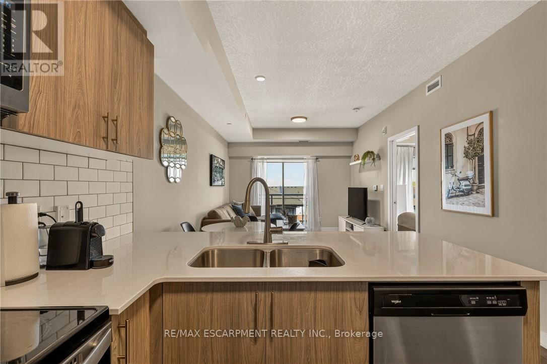413 - 16 Markle Crescent, Hamilton, Ontario  L9G 0H4 - Photo 8 - X13790624