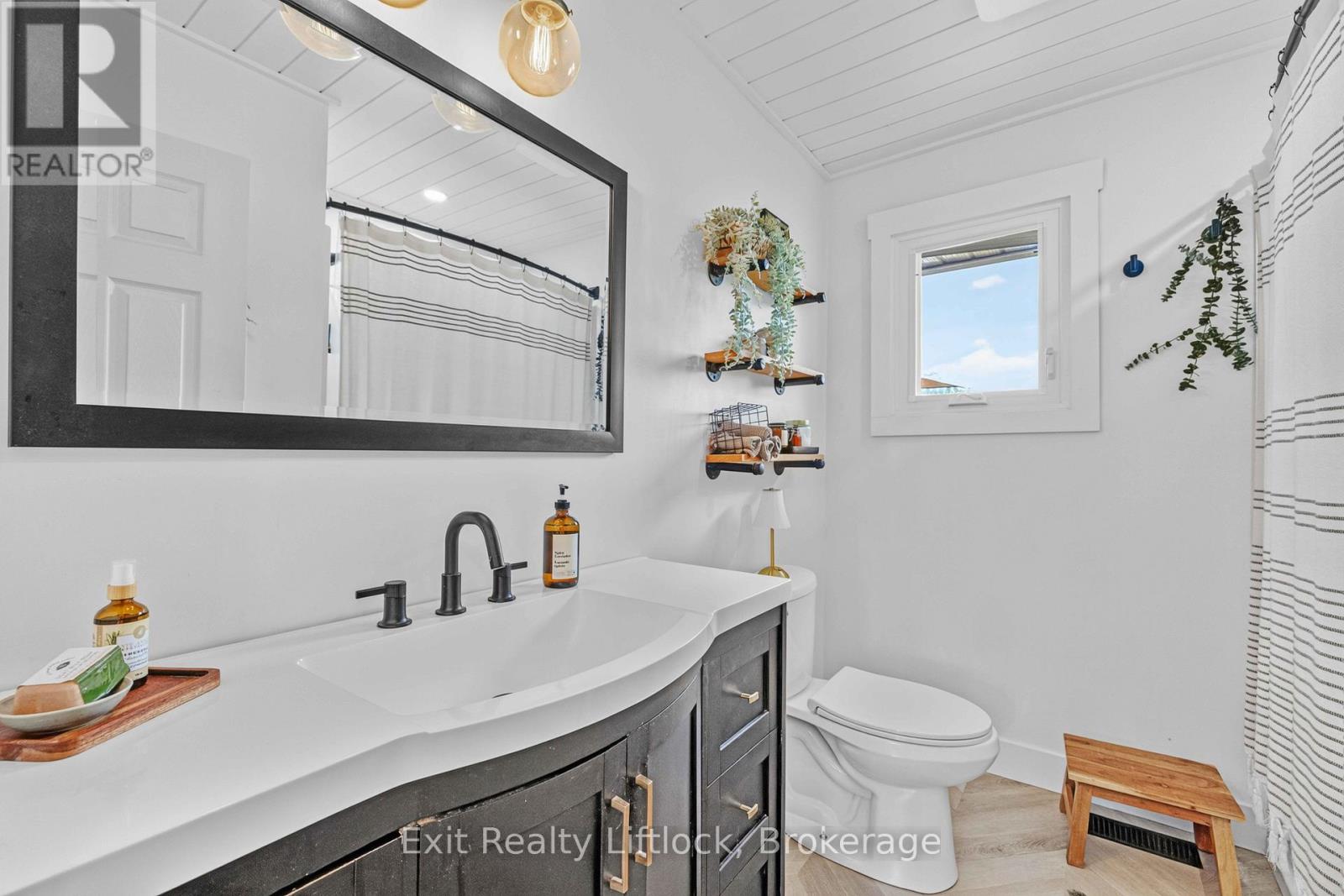 2917 Highway 28, Douro-Dummer, Ontario  K0L 2H0 - Photo 17 - X13835812