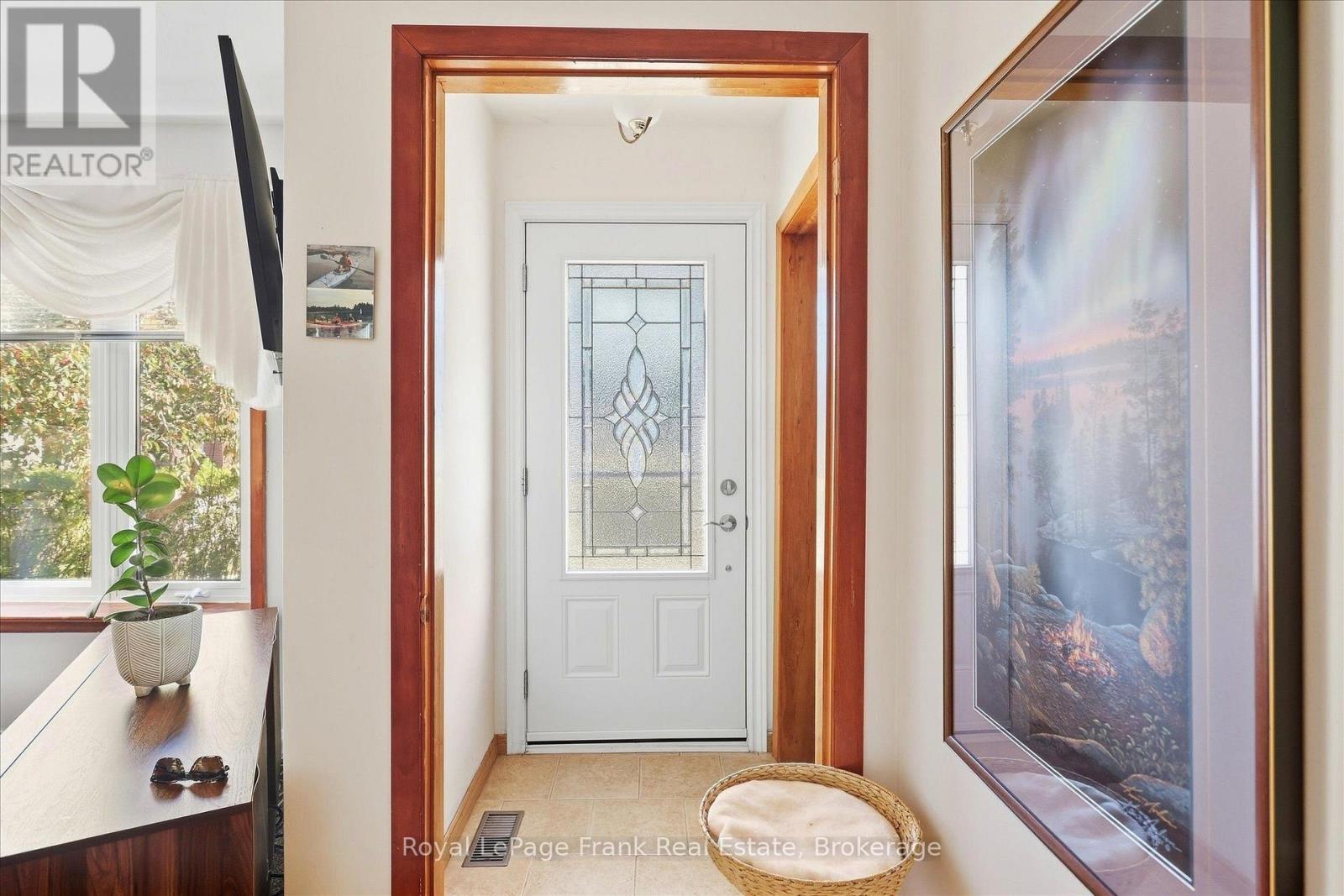 230 Euclid Avenue, Peterborough, Ontario  K9H 1M4 - Photo 4 - X13835916