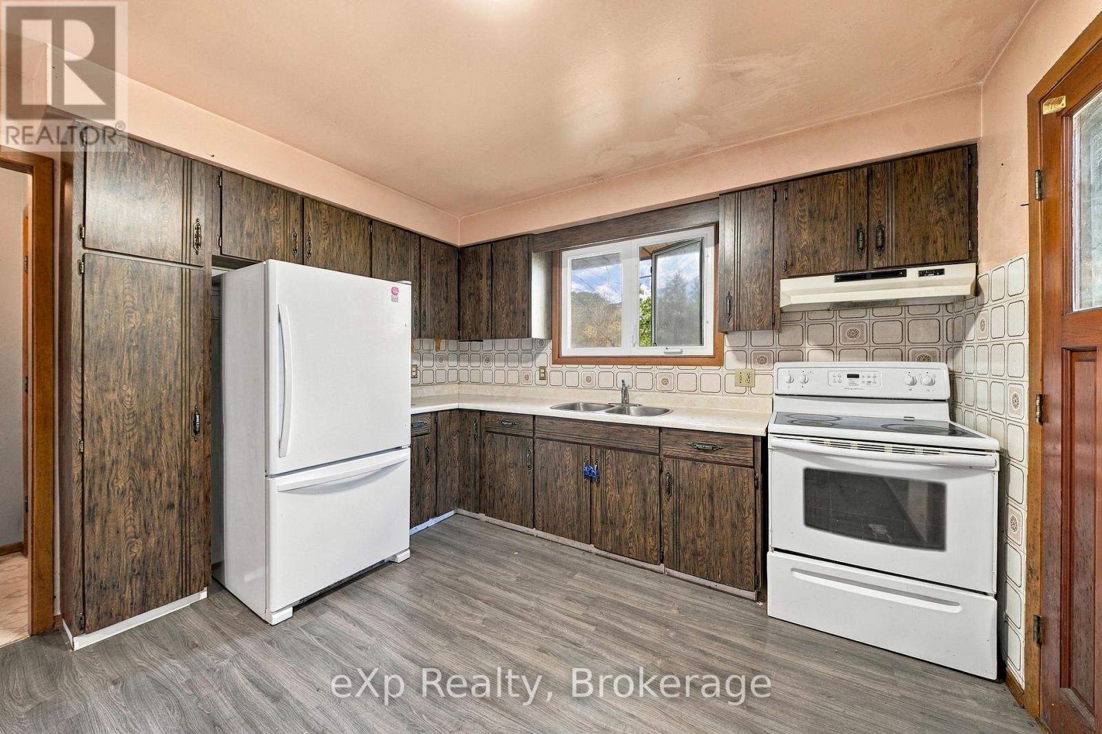 501 Sidney Street, Belleville, Ontario  K8P 4A3 - Photo 9 - X13835988