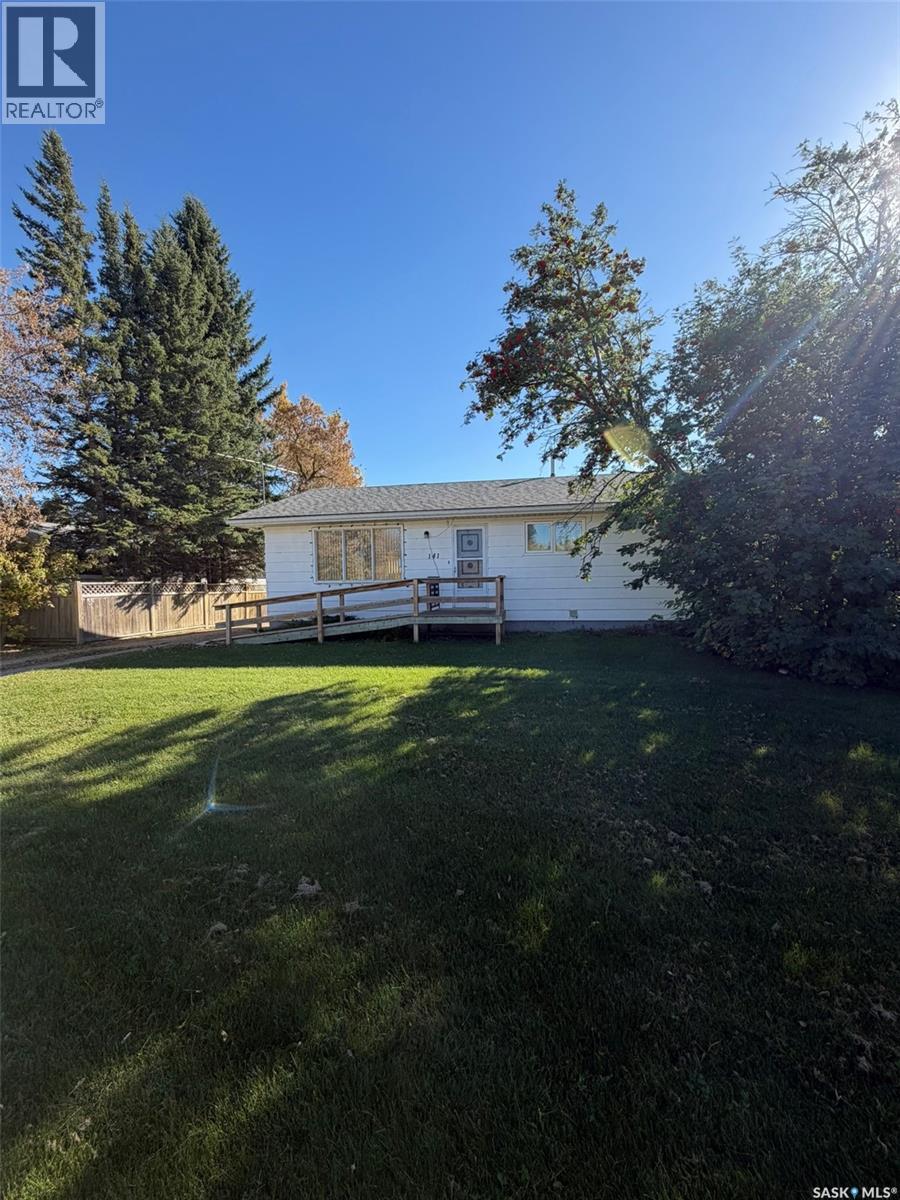 141 Railway Avenue, Norquay, Saskatchewan  S0A 2V0 - Photo 32 - SK049739