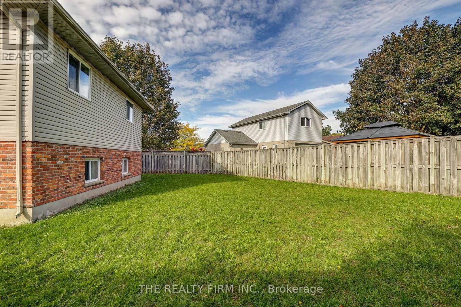 94 Christian's Court, London East, Ontario  N5V 4P1 - Photo 32 - X13835908