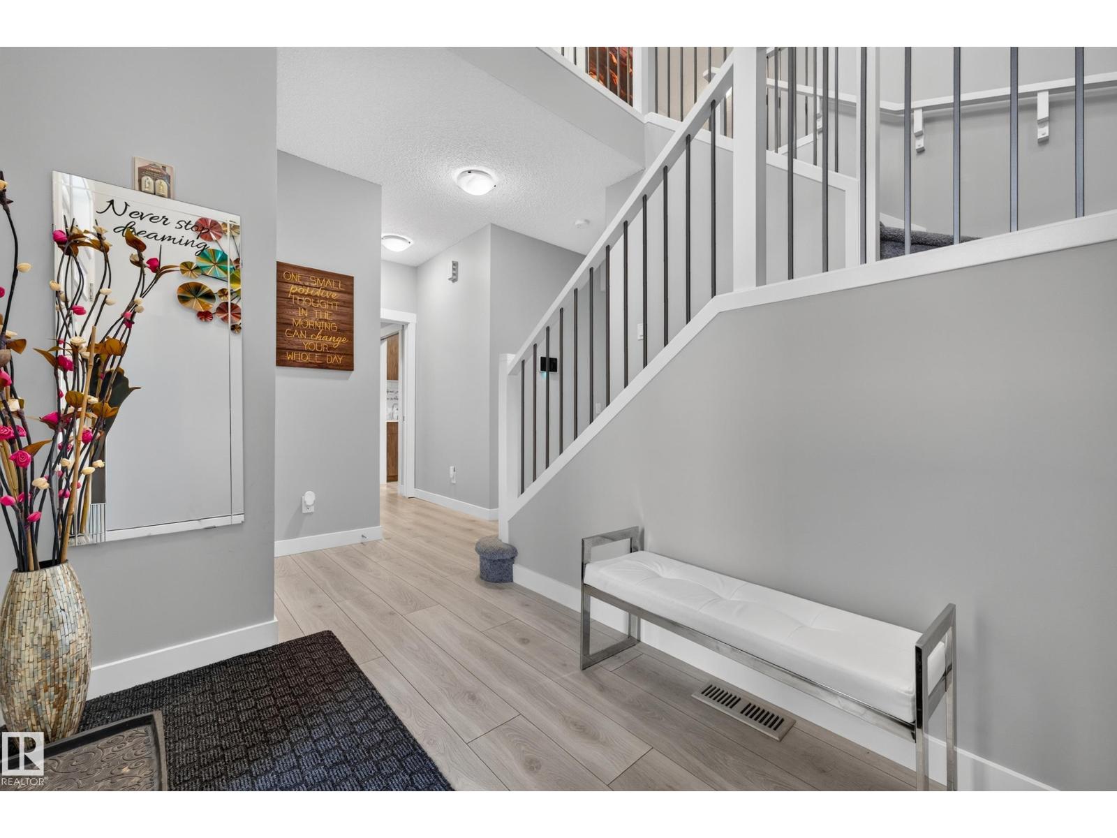 20503 99 Av Nw, Edmonton, Alberta  T5T 7L5 - Photo 5 - E4510721