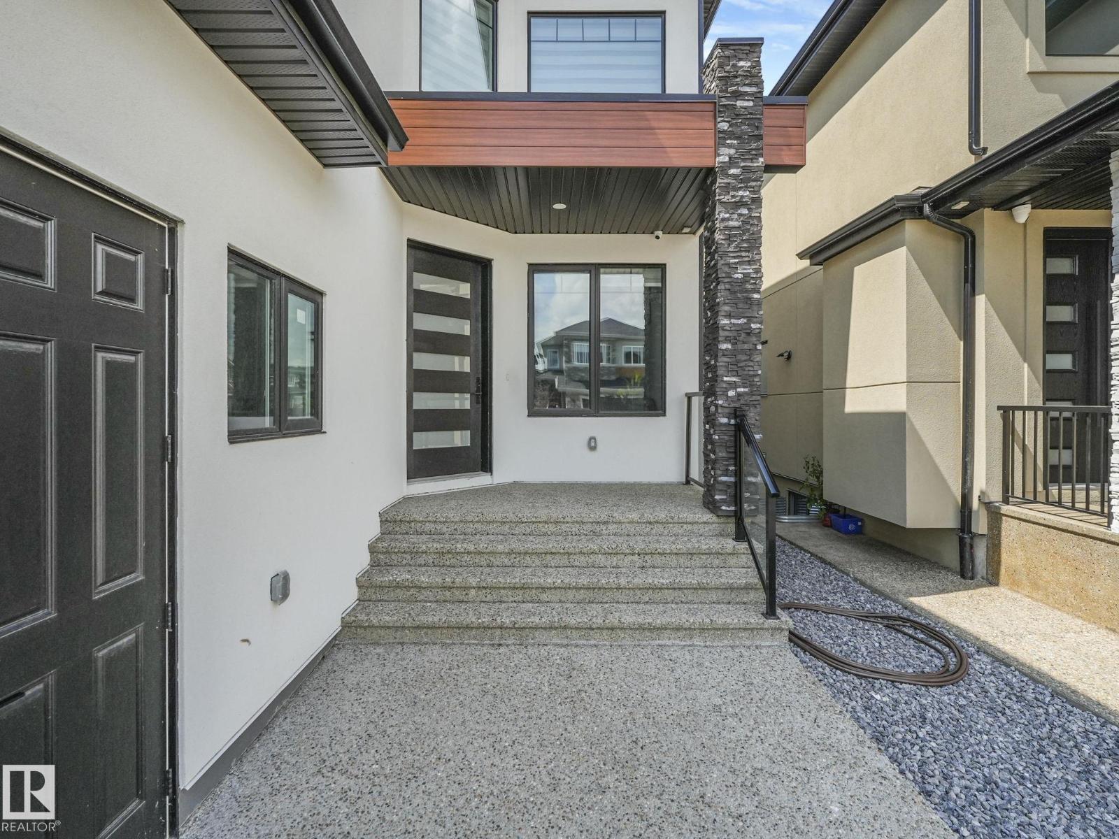 120 38 St Sw Sw, Edmonton, Alberta  T6X 2W3 - Photo 2 - E4510722