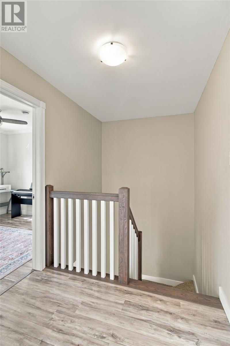 28 Hibernia Place, Conception Bay South — photo 21