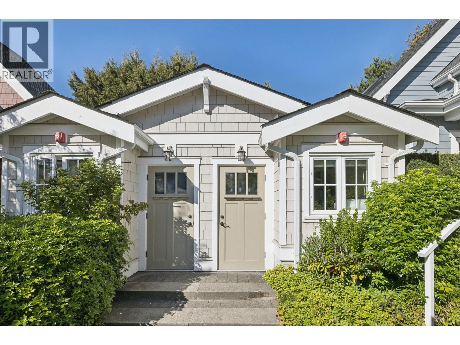 2015 Esquimalt Avenue, West Vancouver, British Columbia V7V 1S3 - Photo 40 - R3168146