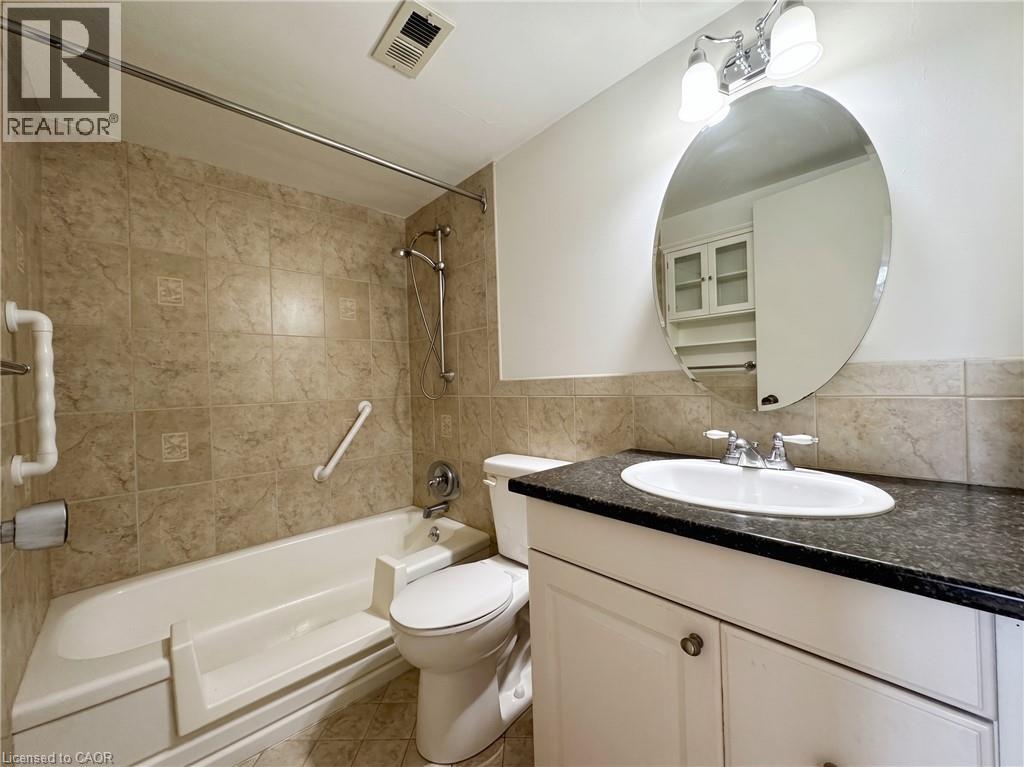 35 Towering Heights Boulevard Unit# 809, St. Catharines, Ontario  L2T 3G8 - Photo 11 - 40866733