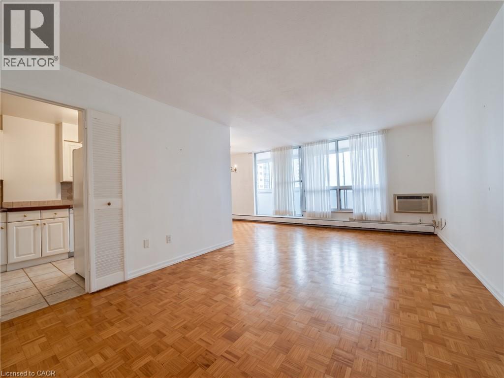35 Towering Heights Boulevard Unit# 809, St. Catharines, Ontario  L2T 3G8 - Photo 2 - 40866733