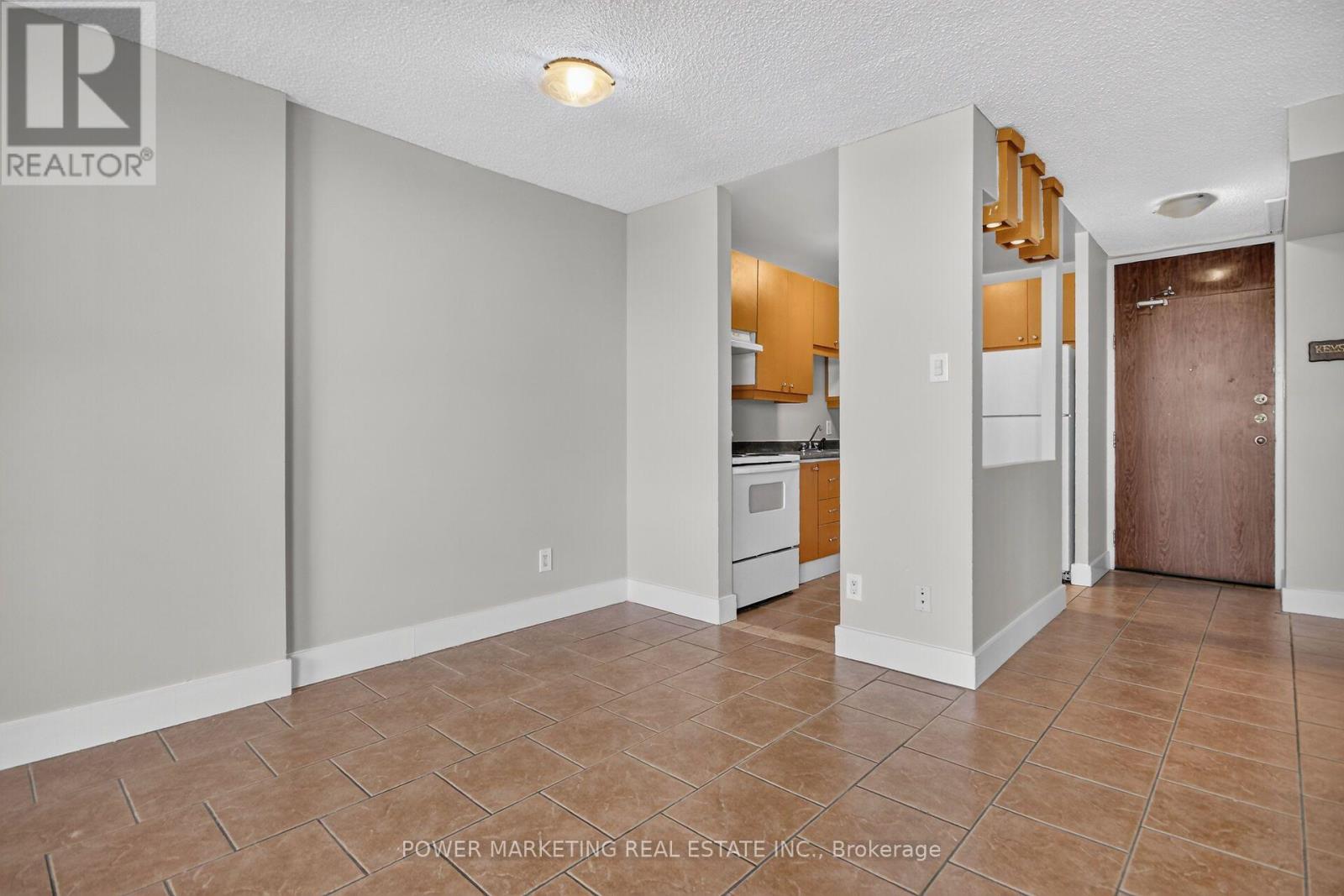 810 - 2020 Jasmine Crescent, Ottawa, Ontario  K1J 8K5 - Photo 5 - X13835852