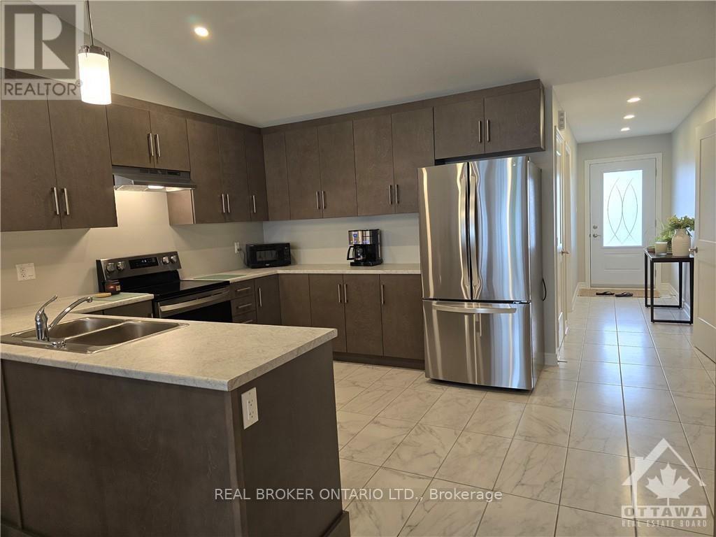 9 Yade Road, Arnprior, Ontario  K7S 0K1 - Photo 5 - X13836008