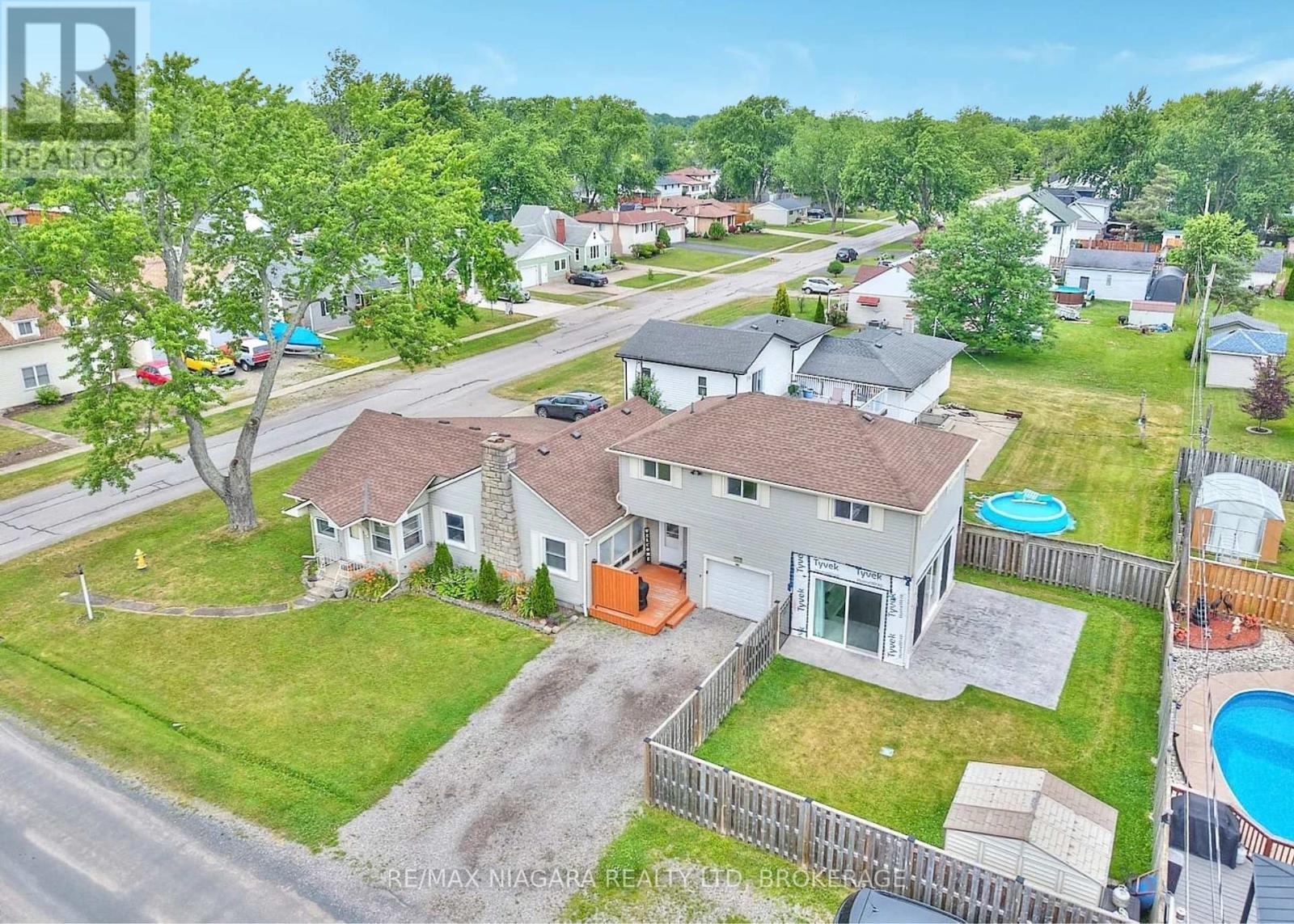 1444 Lakehurst Avenue, Fort Erie (Crescent Park), Ontario  L2A 3A3 - Photo 1 - X13836034