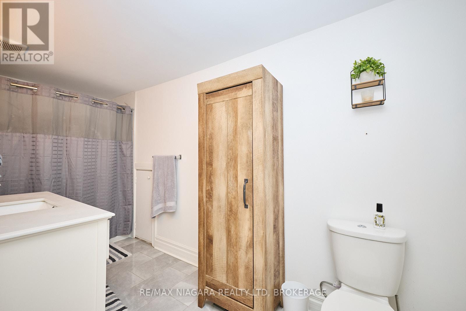 1444 Lakehurst Avenue, Fort Erie (Crescent Park), Ontario  L2A 3A3 - Photo 15 - X13836034