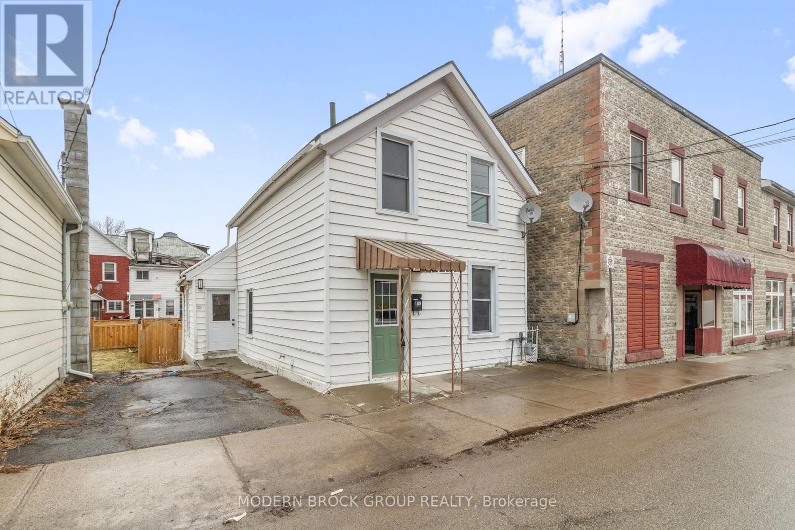 108 George Street, Brockville, Ontario  K6V 3V9 - Photo 3 - X13835822
