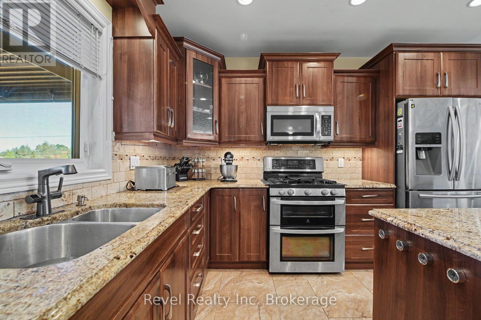 5 Sugarbush Street, North Bay, Ontario  P1C 0A4 - Photo 12 - X13835772