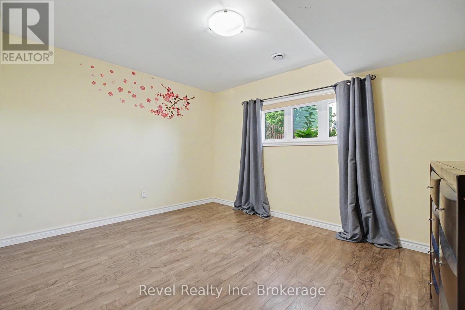 5 Sugarbush Street, North Bay, Ontario  P1C 0A4 - Photo 35 - X13835772