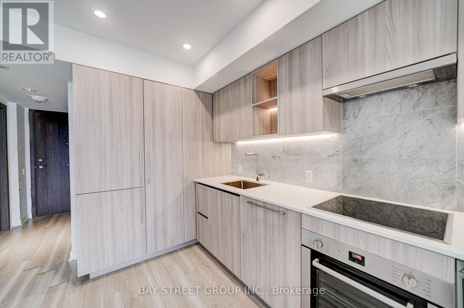 2612 - 17 Bathurst Street, Toronto, Ontario  M5V 0N1 - Photo 15 - C13835844