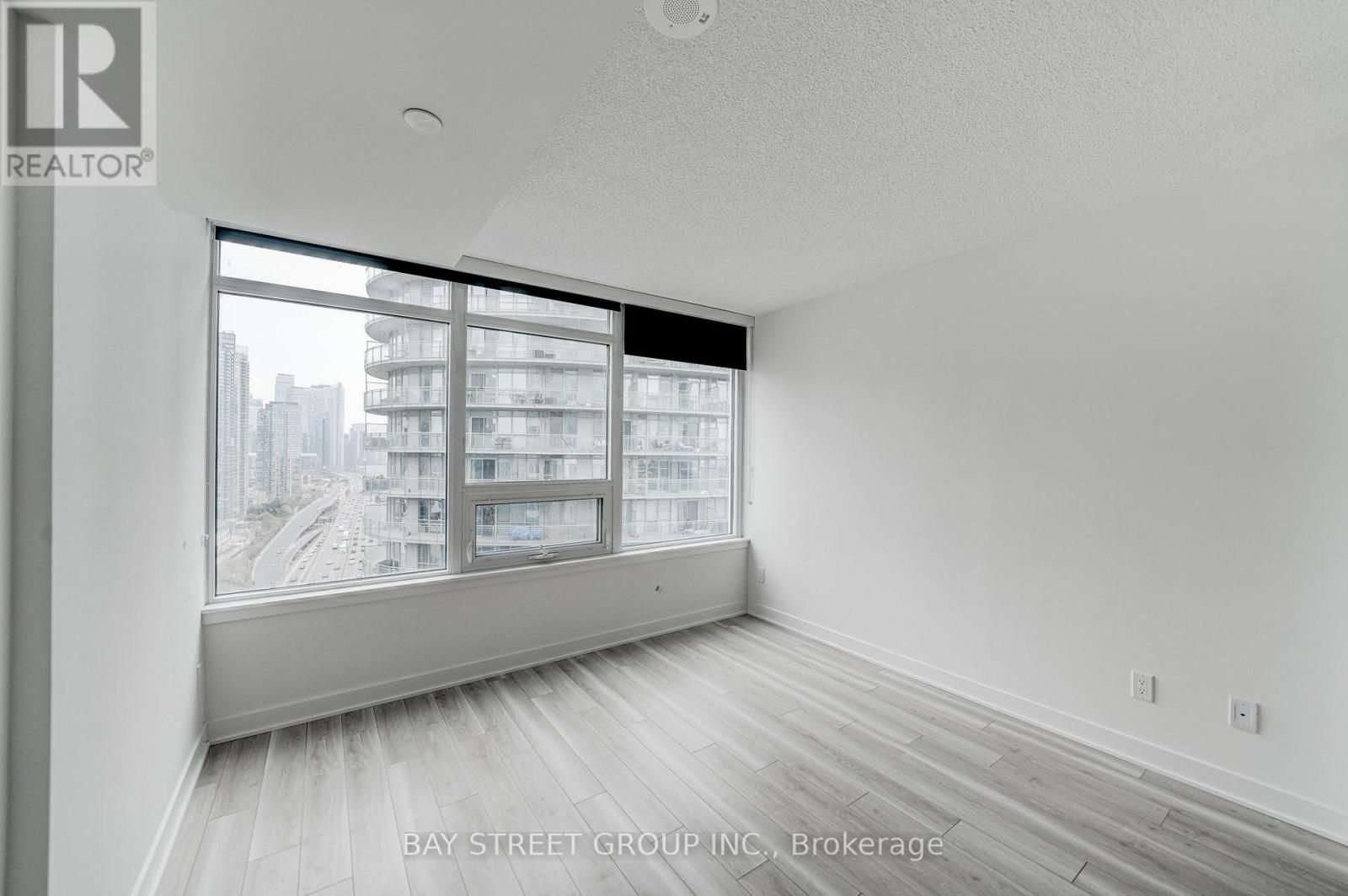 2612 - 17 Bathurst Street, Toronto, Ontario  M5V 0N1 - Photo 26 - C13835844