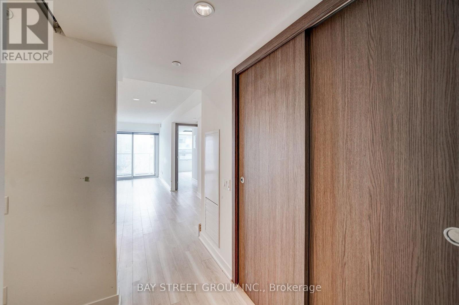 2612 - 17 Bathurst Street, Toronto, Ontario  M5V 0N1 - Photo 7 - C13835844