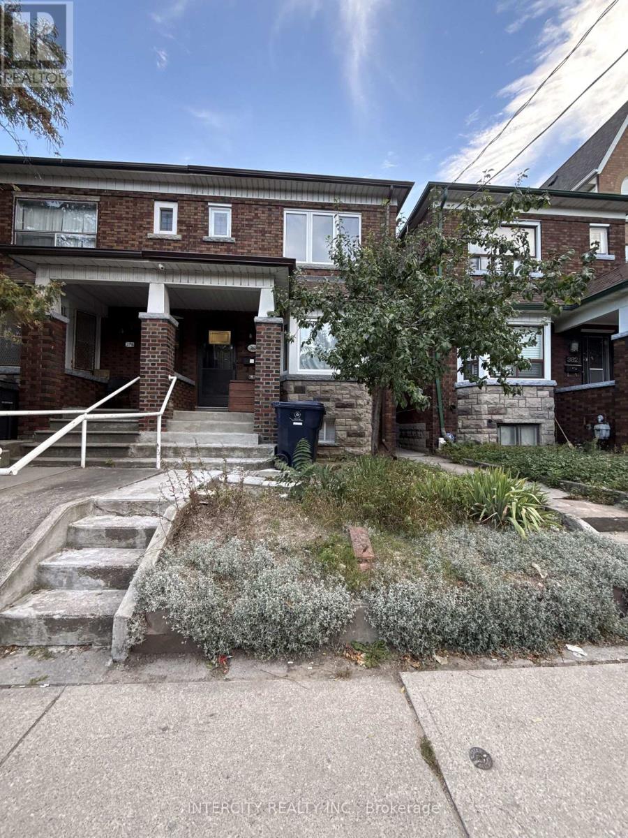 BASEMENT - 380 CLINTON STREET, Toronto, Ontario