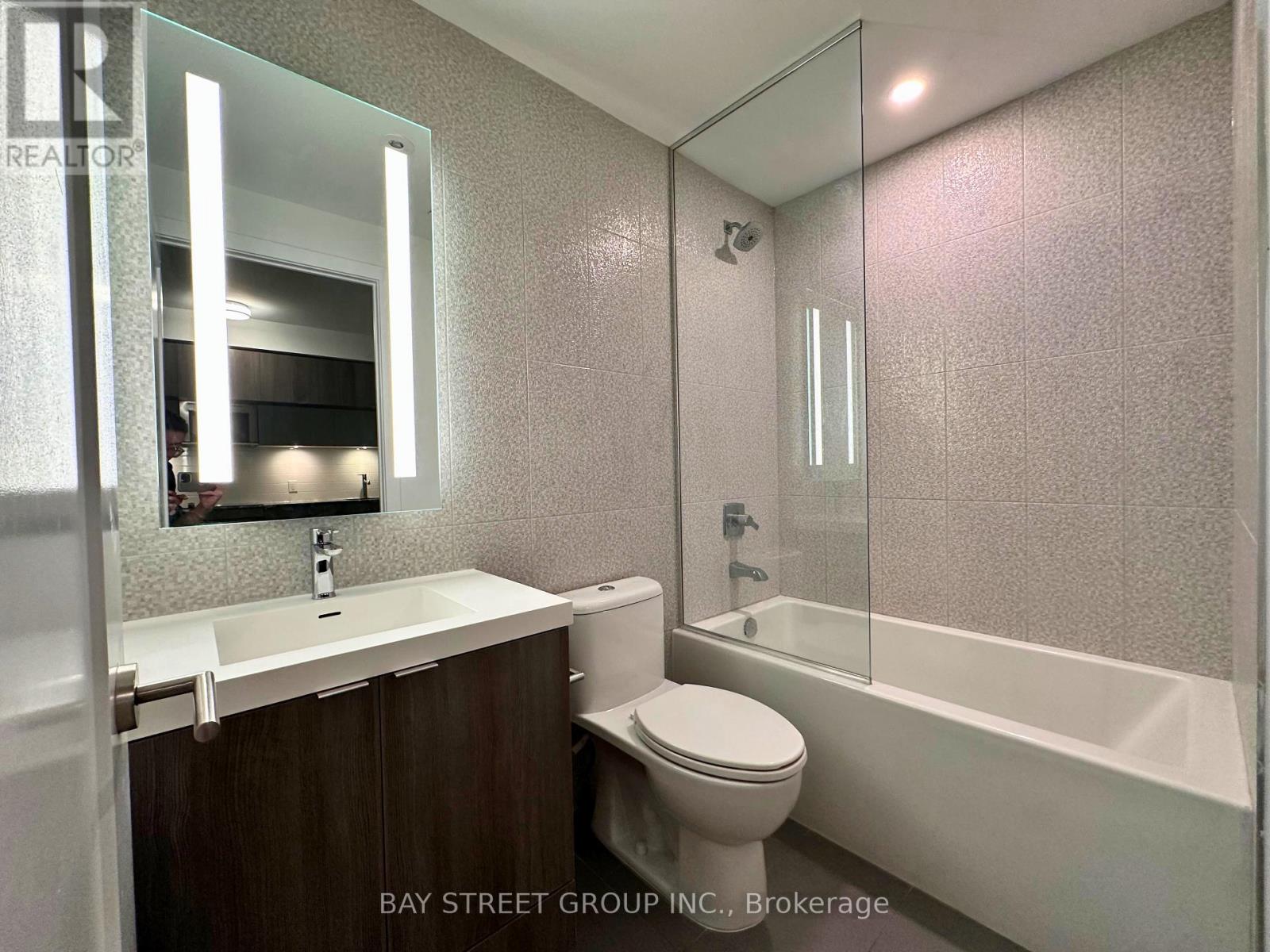 2811 - 575 Bloor Street E, Toronto, Ontario  M4W 0B2 - Photo 9 - C13835992