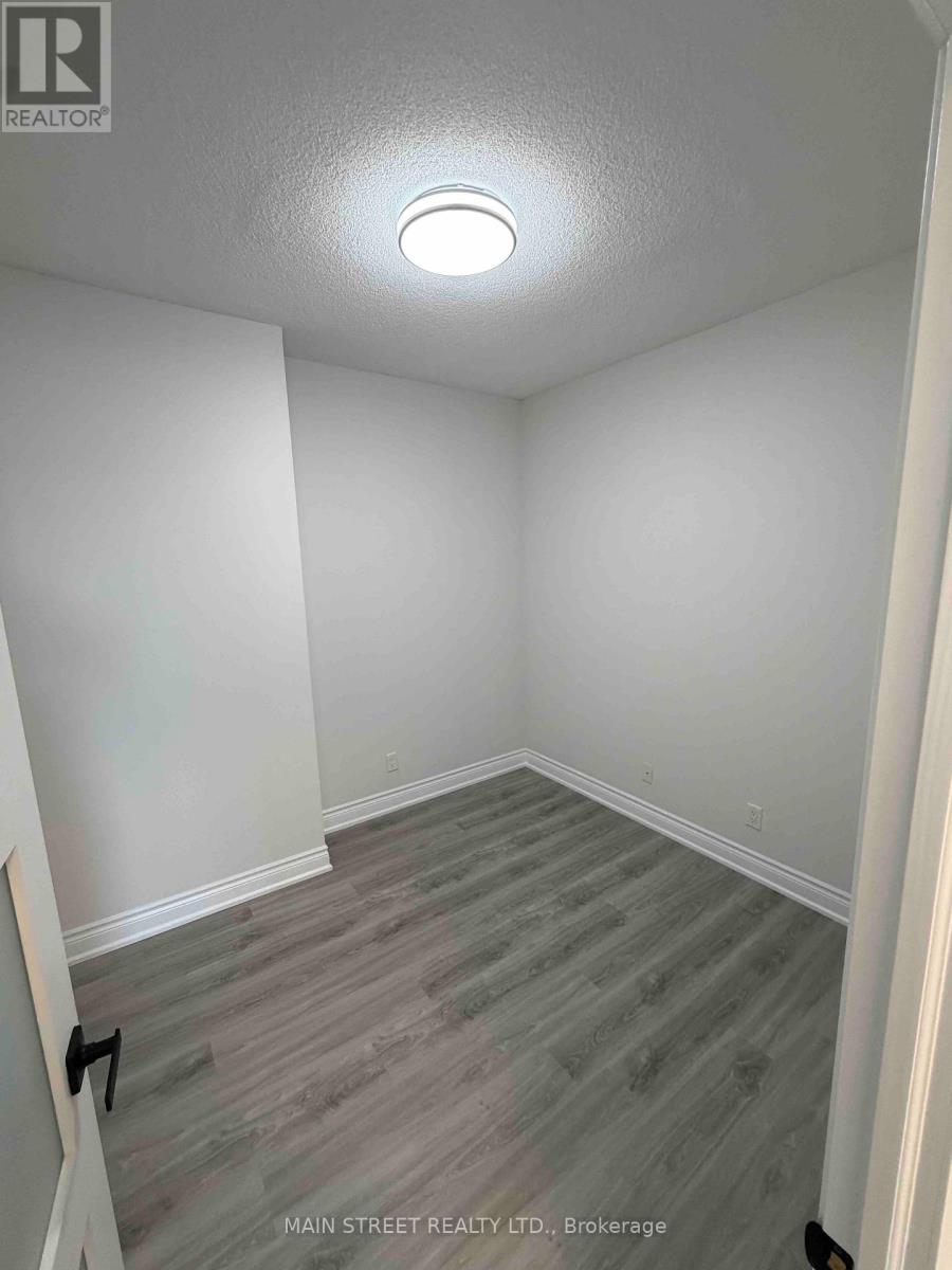 Rg3 - 2 Clairtrell Road, Toronto, Ontario  M2N 7H5 - Photo 12 - C13836030