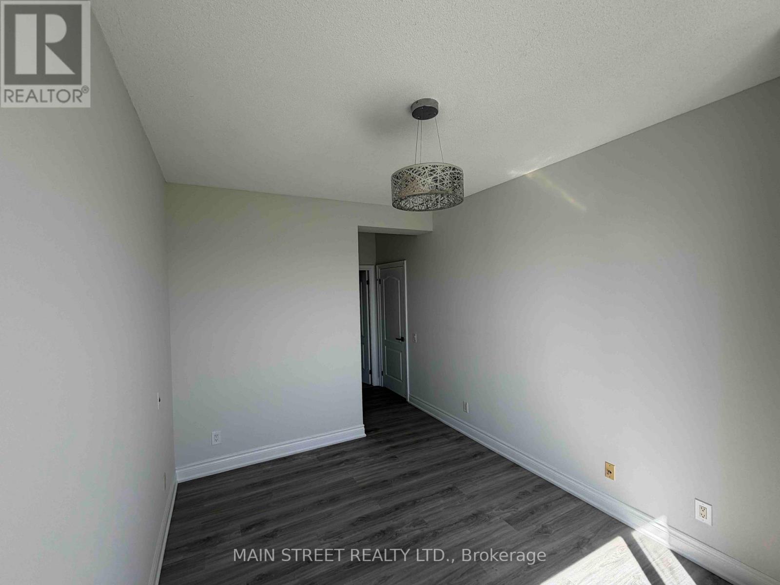 Rg3 - 2 Clairtrell Road, Toronto, Ontario  M2N 7H5 - Photo 22 - C13836030