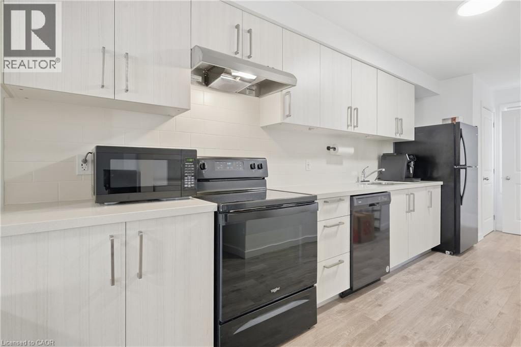 383 Chaffey Street, Welland, Ontario  L3B 0K5 - Photo 6 - 40867058